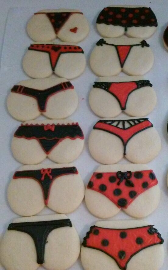 How to decorate sexy lingerie cookies 